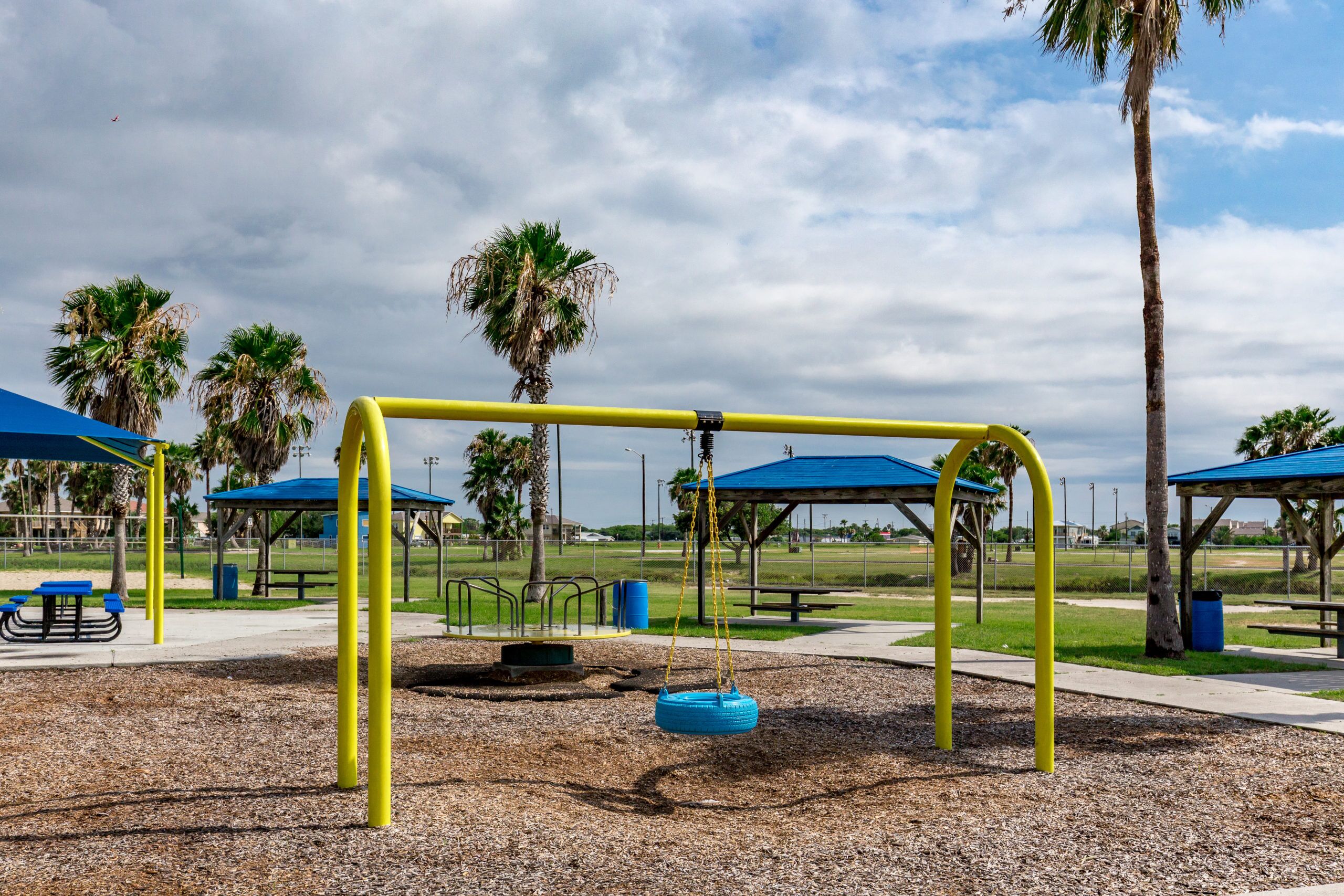 4-Bay Arched Tire Swing Frame 5" 90015994XX - Image 2