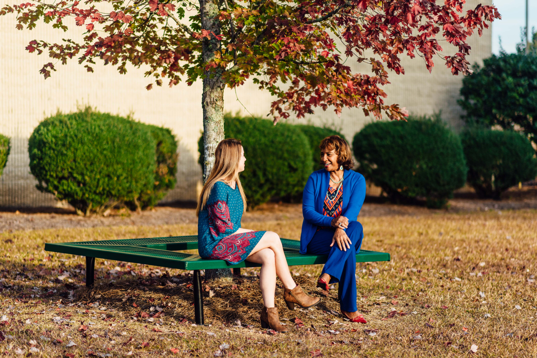 Square Geometric Bench - Image 5