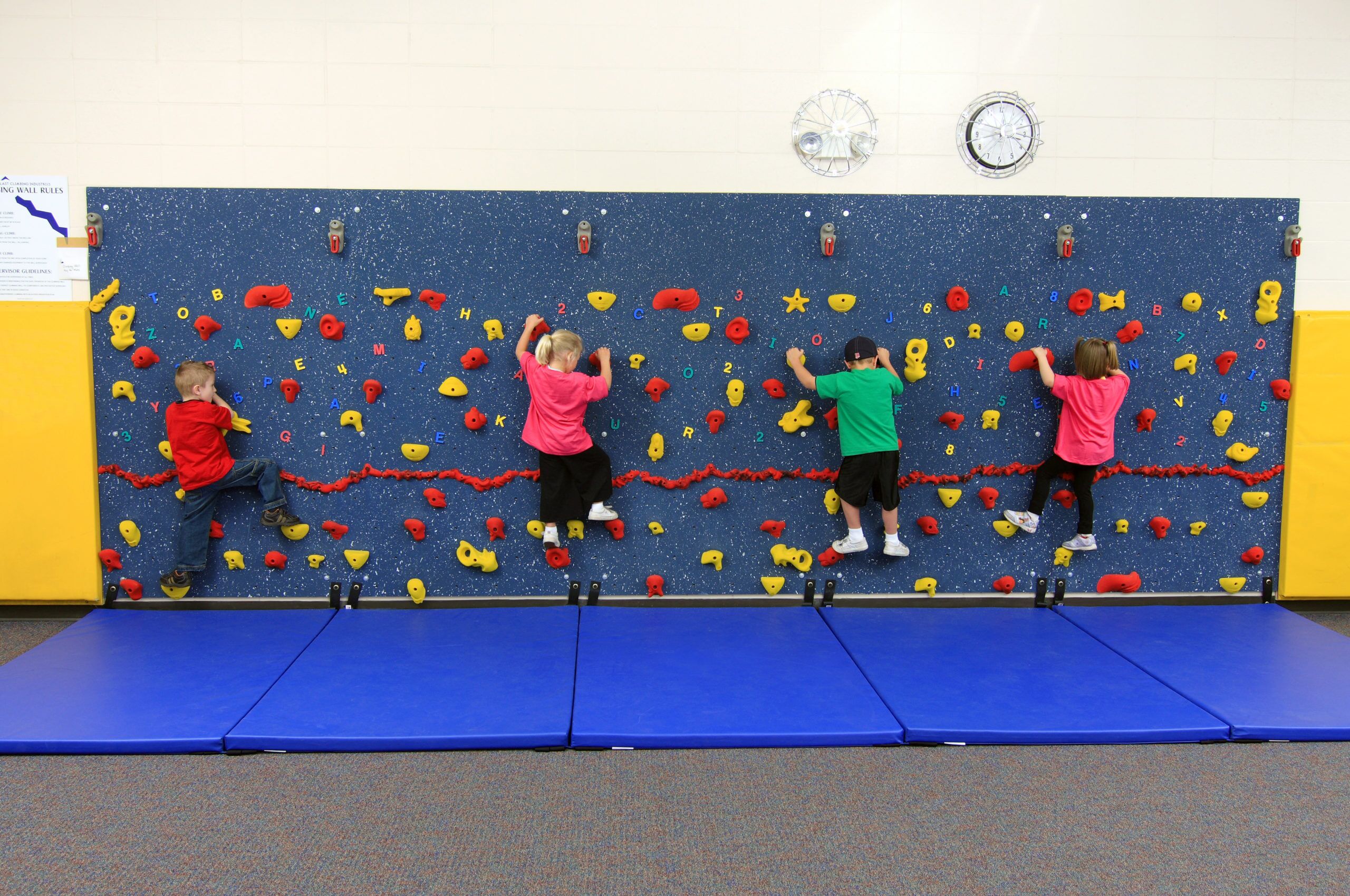WeeKidz Traverse Wall - Image 4