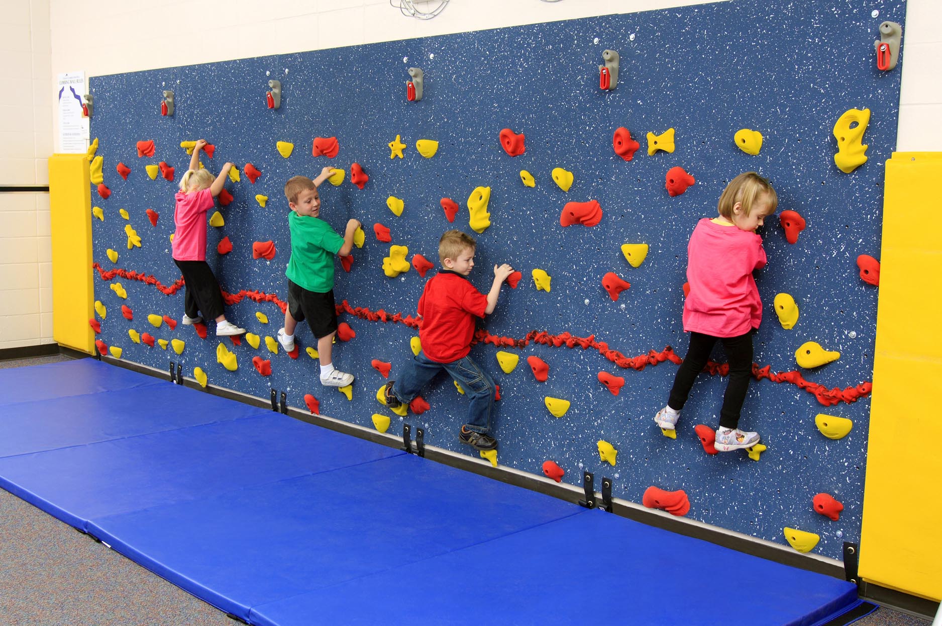 WeeKidz Traverse Wall